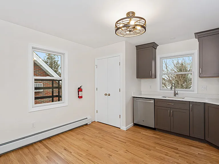 148 Arlington Ave #2 — Photo 6
