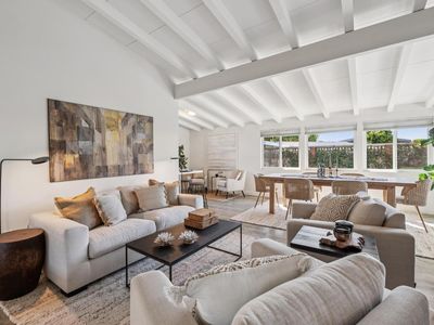 28 Royal Court, San Rafael, CA, 94901