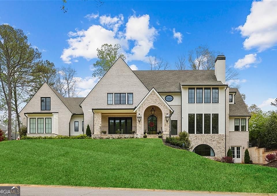 1st image of 3379 Rennes Dr NE