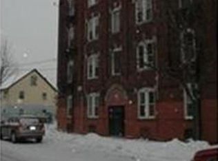 535 S Bridge St APT 1R, Holyoke, MA 01040