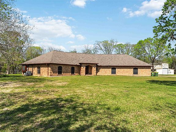 2nd image of 7825 Hughes Ranch Rd