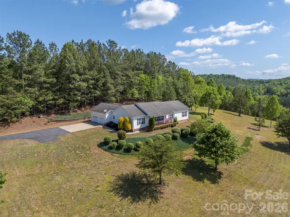 456 River Rd, Rutherfordton, NC 28139