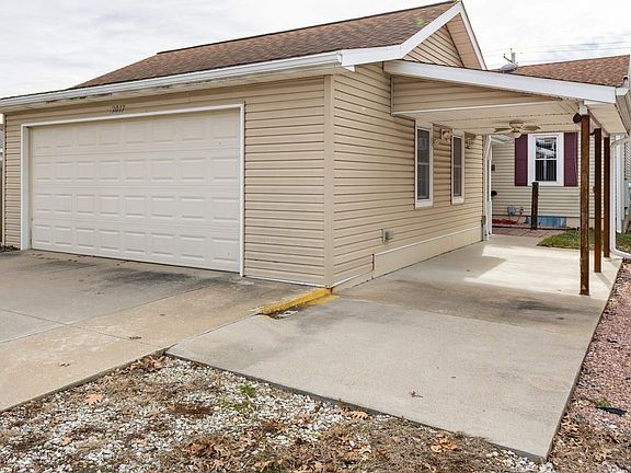 4th image of 2017 Harrison St