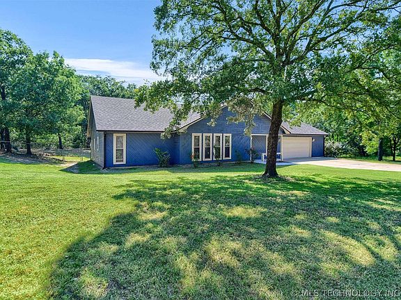5th image of 10934 Mystic Oak Dr