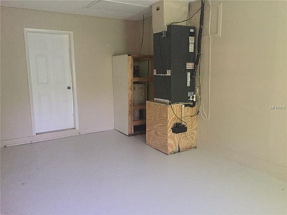 5th image of 34207 Park Square Pl