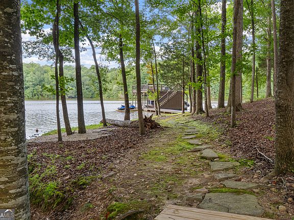 5th image of 474 Cedar Valley Dr