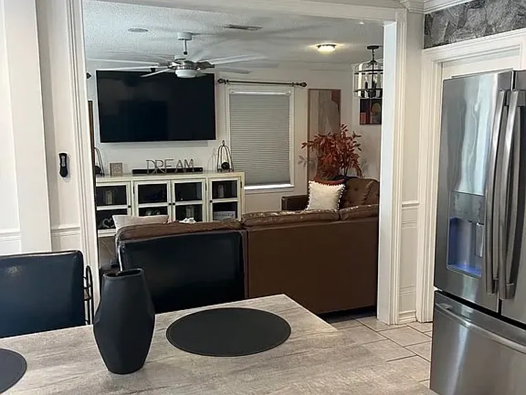 Thunderbird Dr — Photo 8