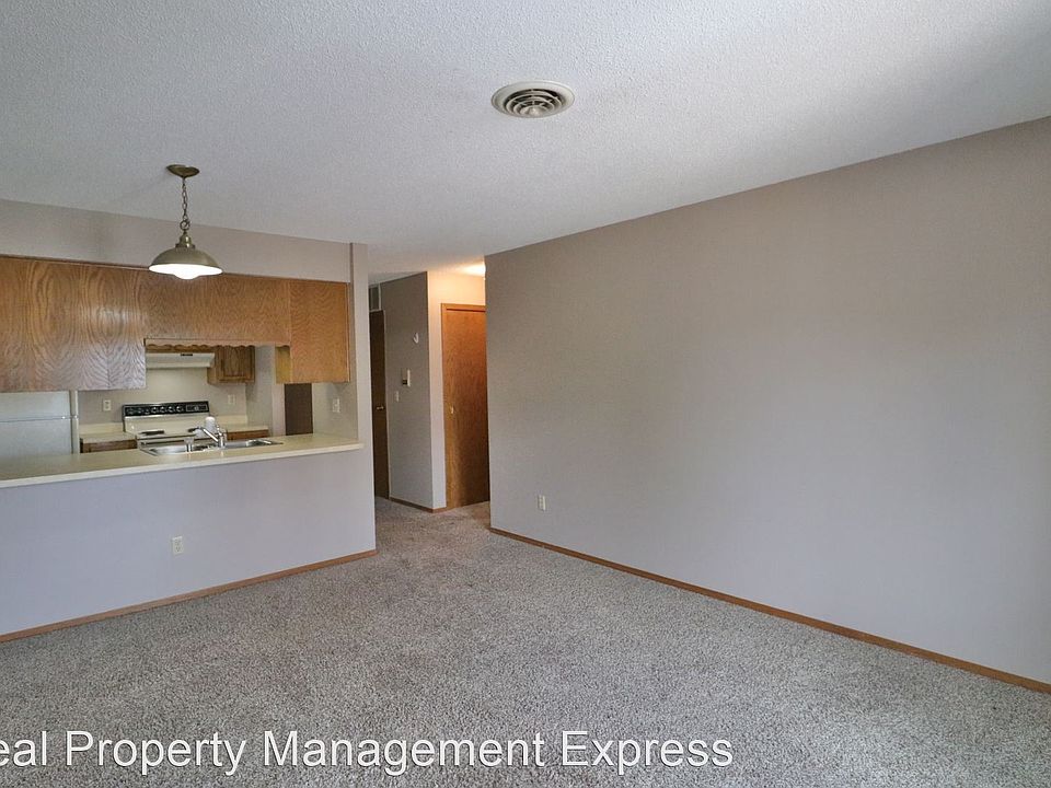 1st image of 809 W 10th St #11127102