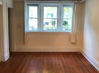 1327 W Melrose St, Chicago, IL 60657