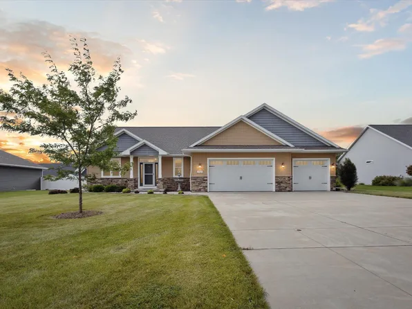 2065 N Gate Rd, Green Bay, WI 54313