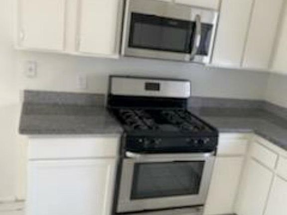 4th image of 818 Tularosa Dr #505