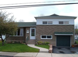 129 S 14th St, Quakertown, PA 18951