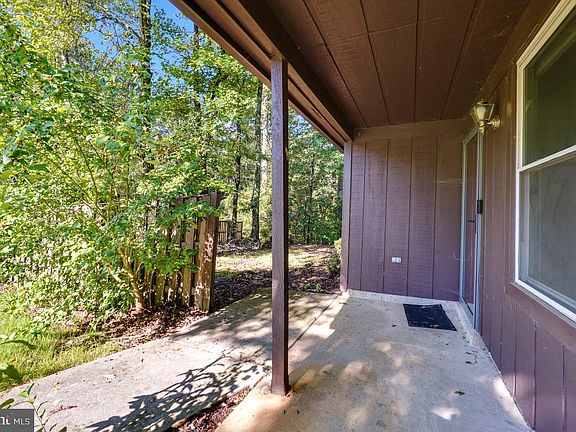 4th image of 3381 Justice Ct