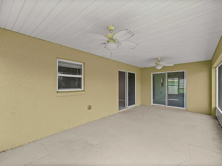 2598 SW 147th Pl — Photo 22