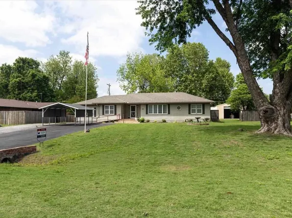 405 E Cole Ave, Fletcher, OK 73541