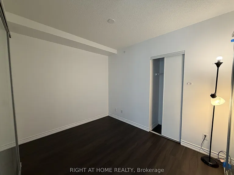 1 Falaise Rd #203 — Photo 8