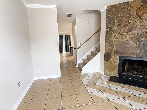 5th image of 6714 Colchester Pl
