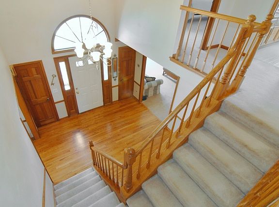 3rd image of 2337 River Woods Dr