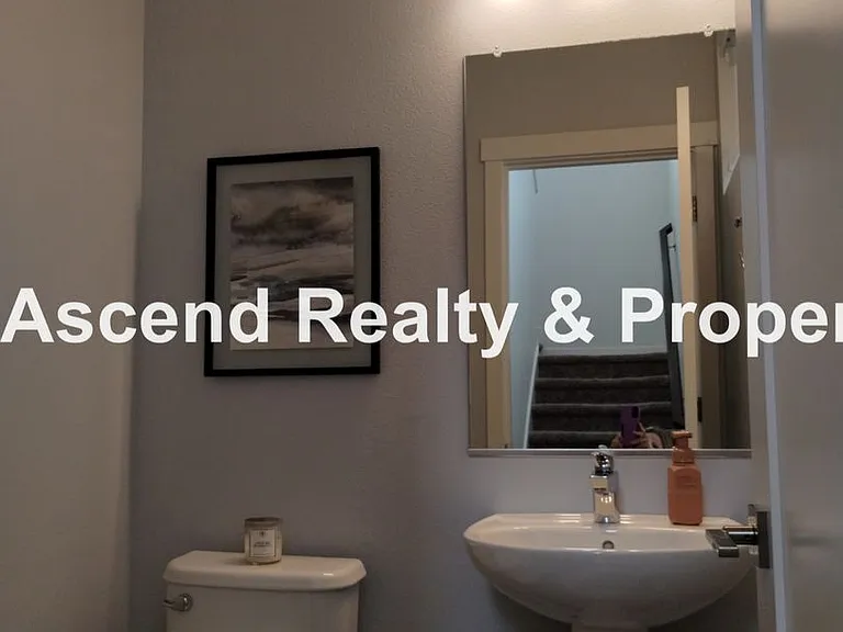 958 SW Adrian Ter — Photo 17