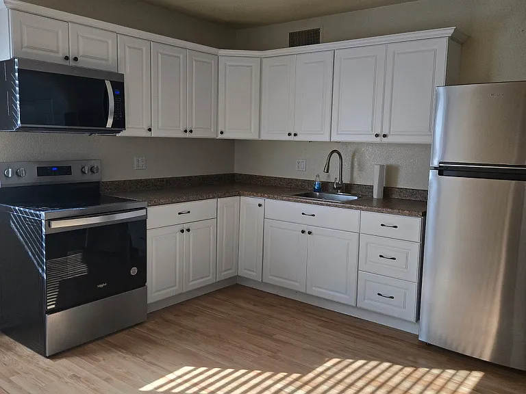725 Red Cloud Rd — Photo 37