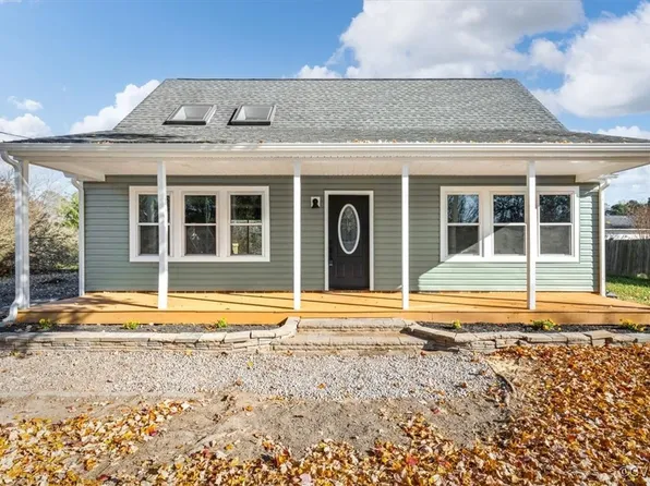 3905 Susie Dr, Petersburg, VA 23803
