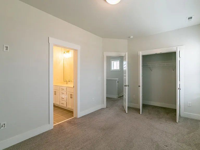 48 Cottage Way — Photo 30