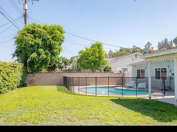 5th image of 23745 Golden Springs Dr