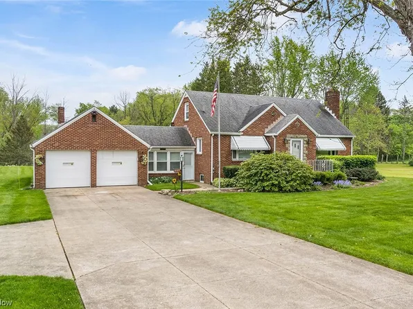 4185 Mayfair Rd, Uniontown, OH 44685