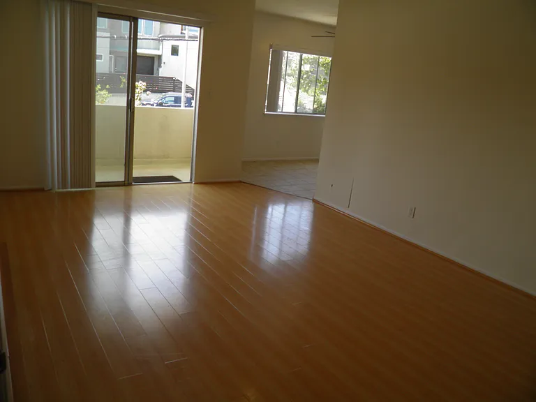 5-703 Strand St #5 — Photo 5