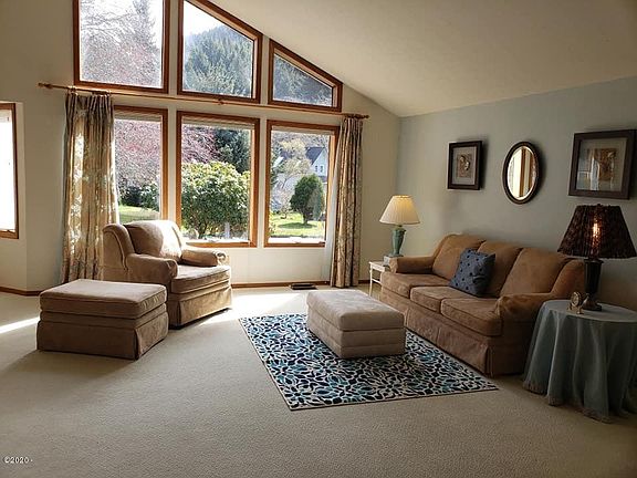 4th image of 341 Combs Cir