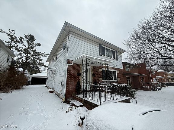 3rd image of 1764 Liberty Dr