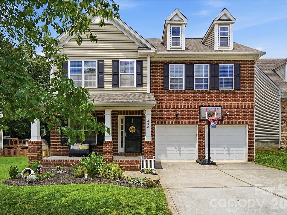 1st image of 1034 Canopy Dr