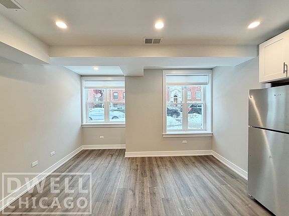4th image of 1706 W Lunt Ave #1710-101