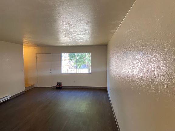 3rd image of 784-792 Garner Ave #784-11