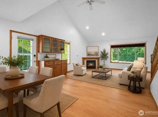 2237 James Cir Unit A, Lynden, WA 98264