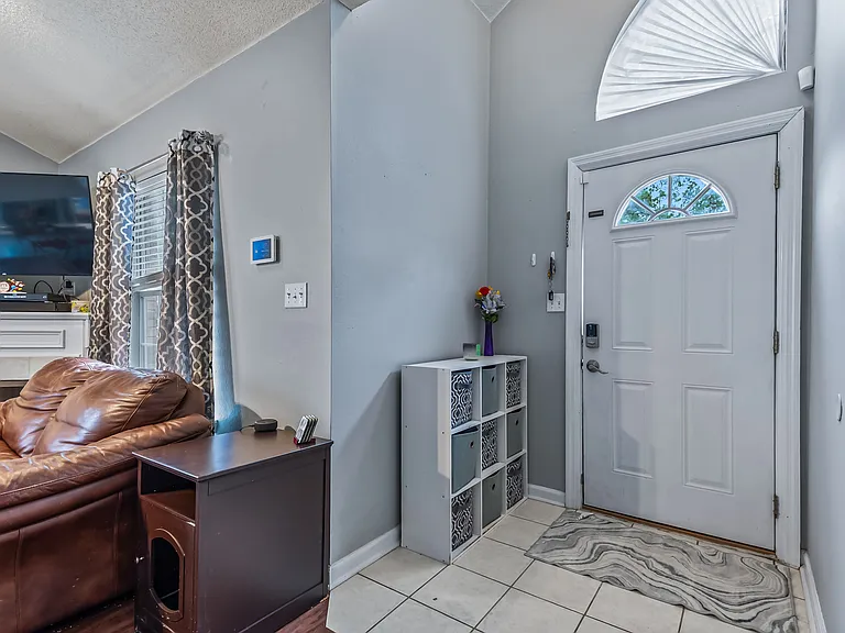 4112 Castellan Dr — Photo 28