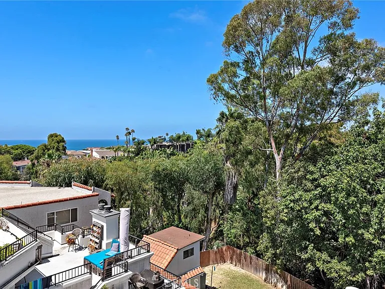 210 Avenida Montalvo — Photo 44