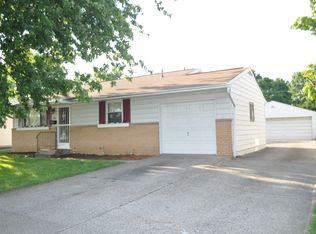 1406 E Dublin Granville Rd, Columbus, OH 43229