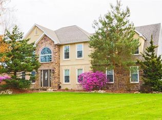 2271 Apple Rd, Fogelsville, PA 18051