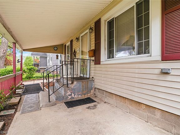 4th image of 457 9th St