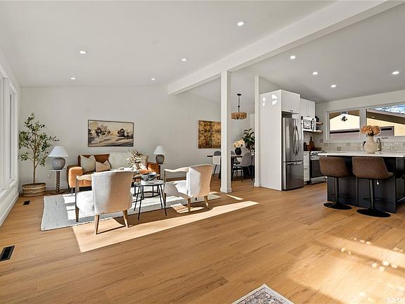 2nd image of 2832 Grant ROAD