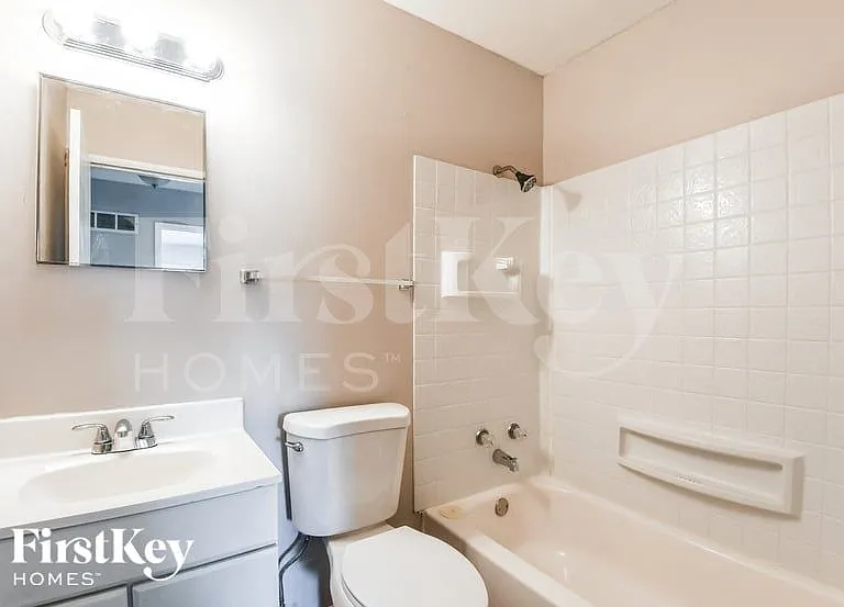 1335 Pepperhill Dr — Photo 13