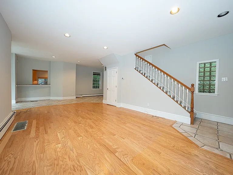 212 Elm Ter #1 — Photo 11