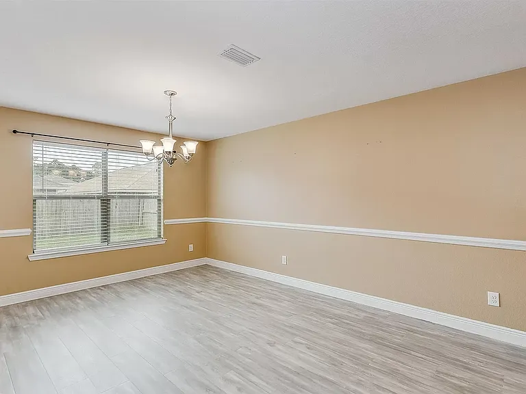 3821 Weatherstone Cir — Photo 4