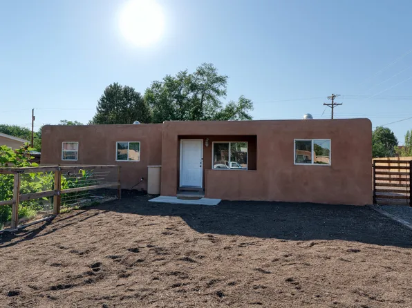8904 5th St NW, Albuquerque, NM 87114