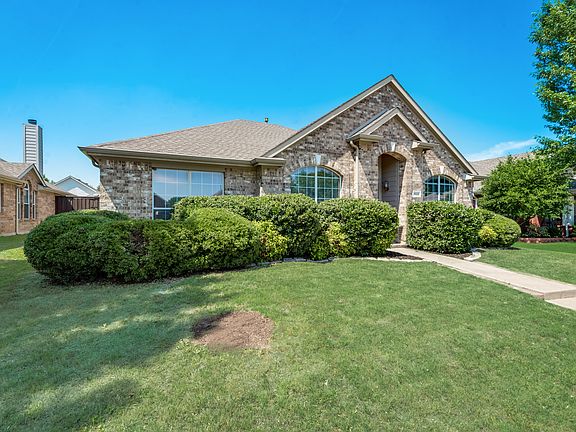 5th image of 1523 Sleepy Hollow Dr