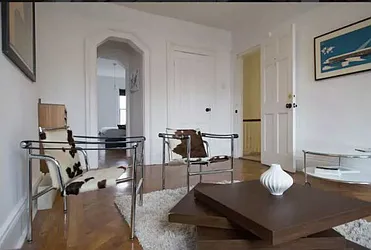 Rented by Nest Seekers International