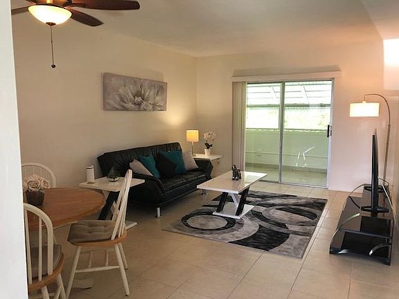 5th image of 1117 Lake Ter APT 102