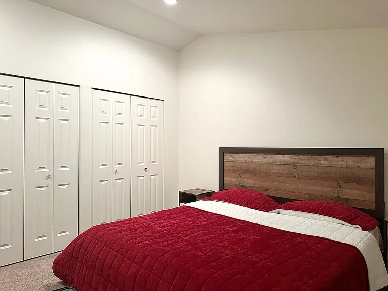 1122 Yakima Ave S — Photo 14