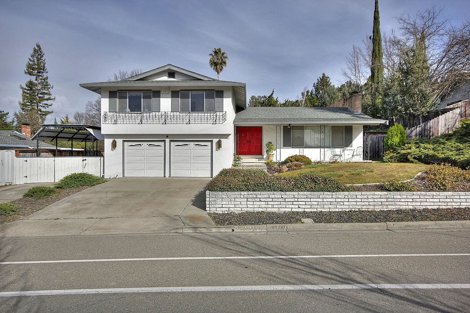 749 El Cerro Blvd photo 1